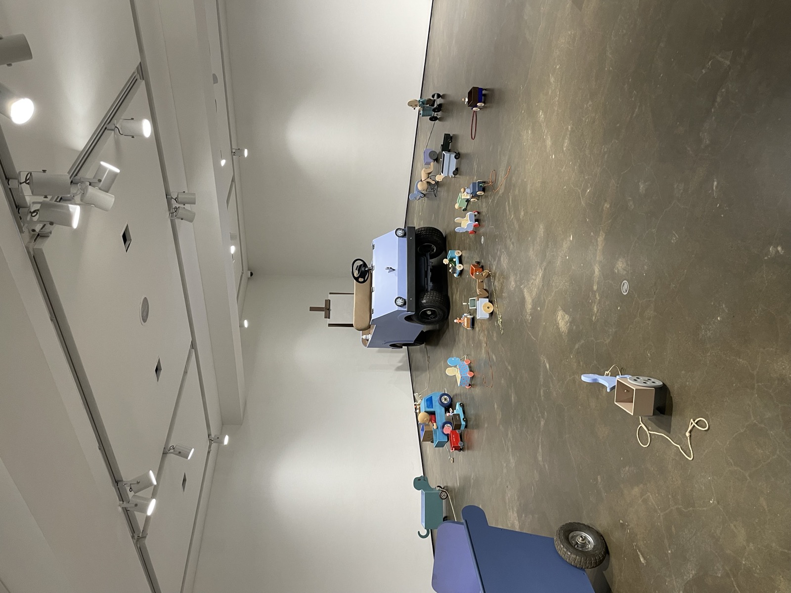 Kim Eull: EULLDALISM / Drawing is Hammering (OCI Museum)
